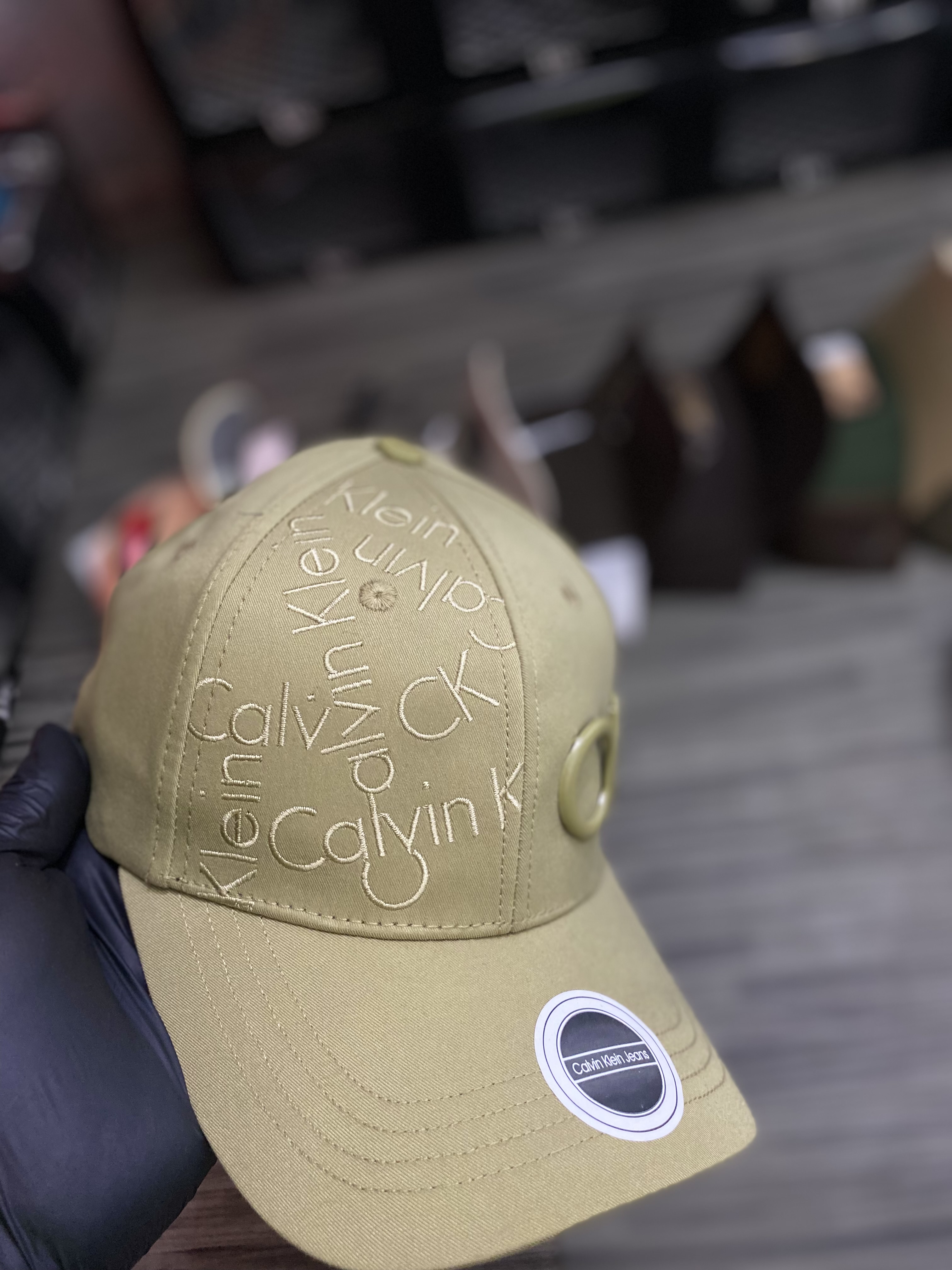 Gorra AAA calvin klein beige 