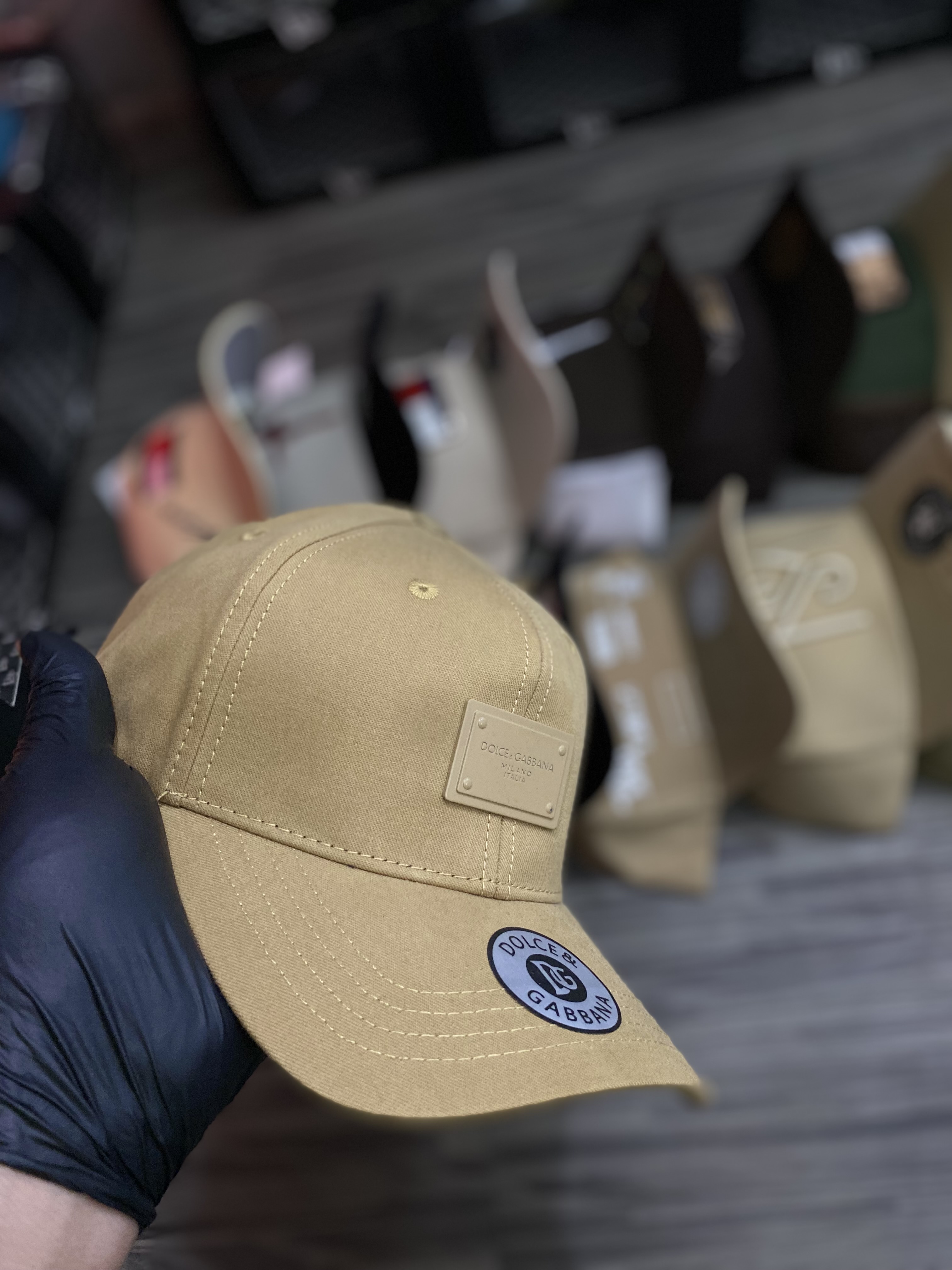 Gorra AAA dolce gabbana beige 