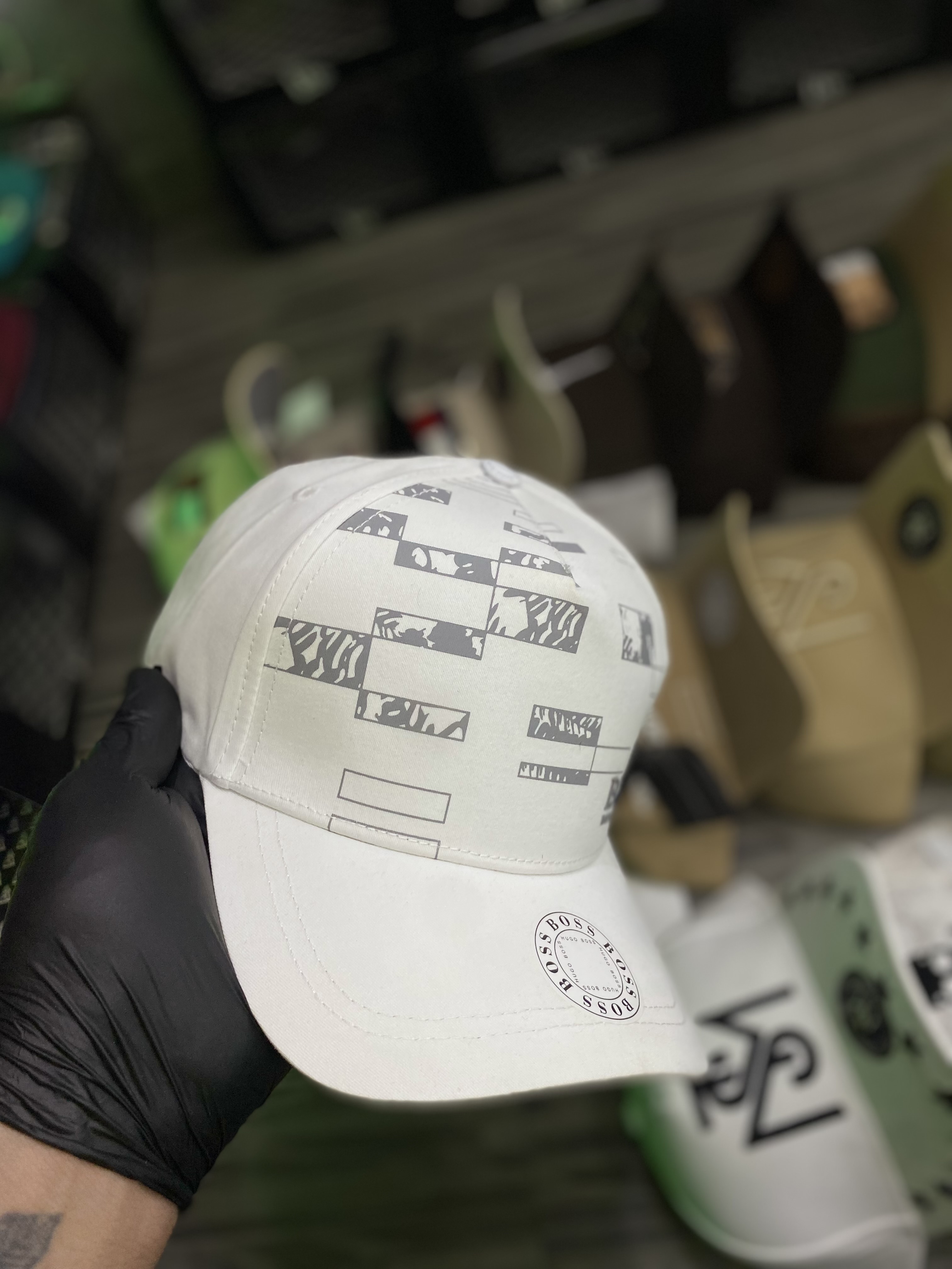Gorra AAA hugo boss blanca 