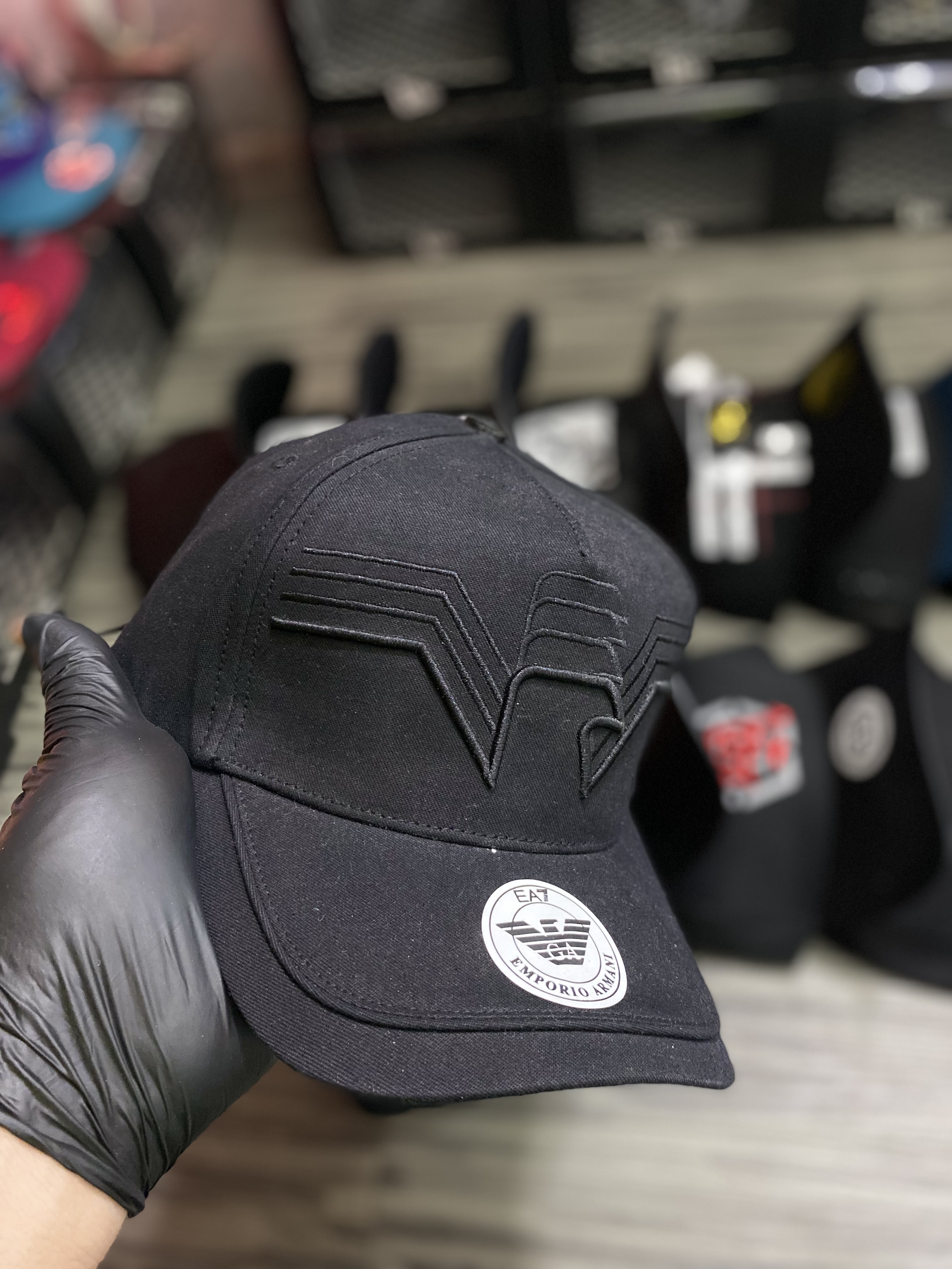 Gorra AAA Armani emporio negra 