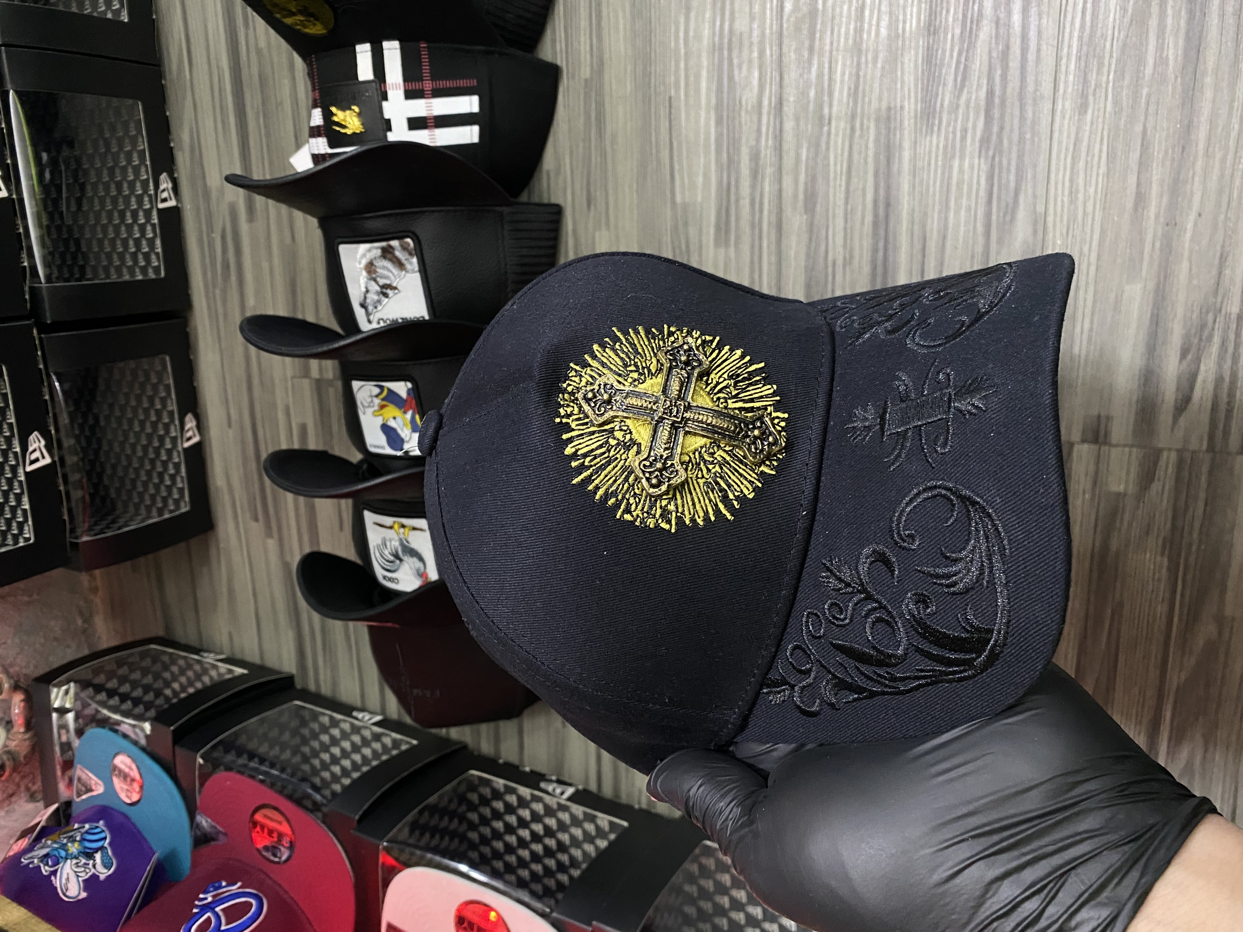 Gorra AAA fe logo de hebilla 
