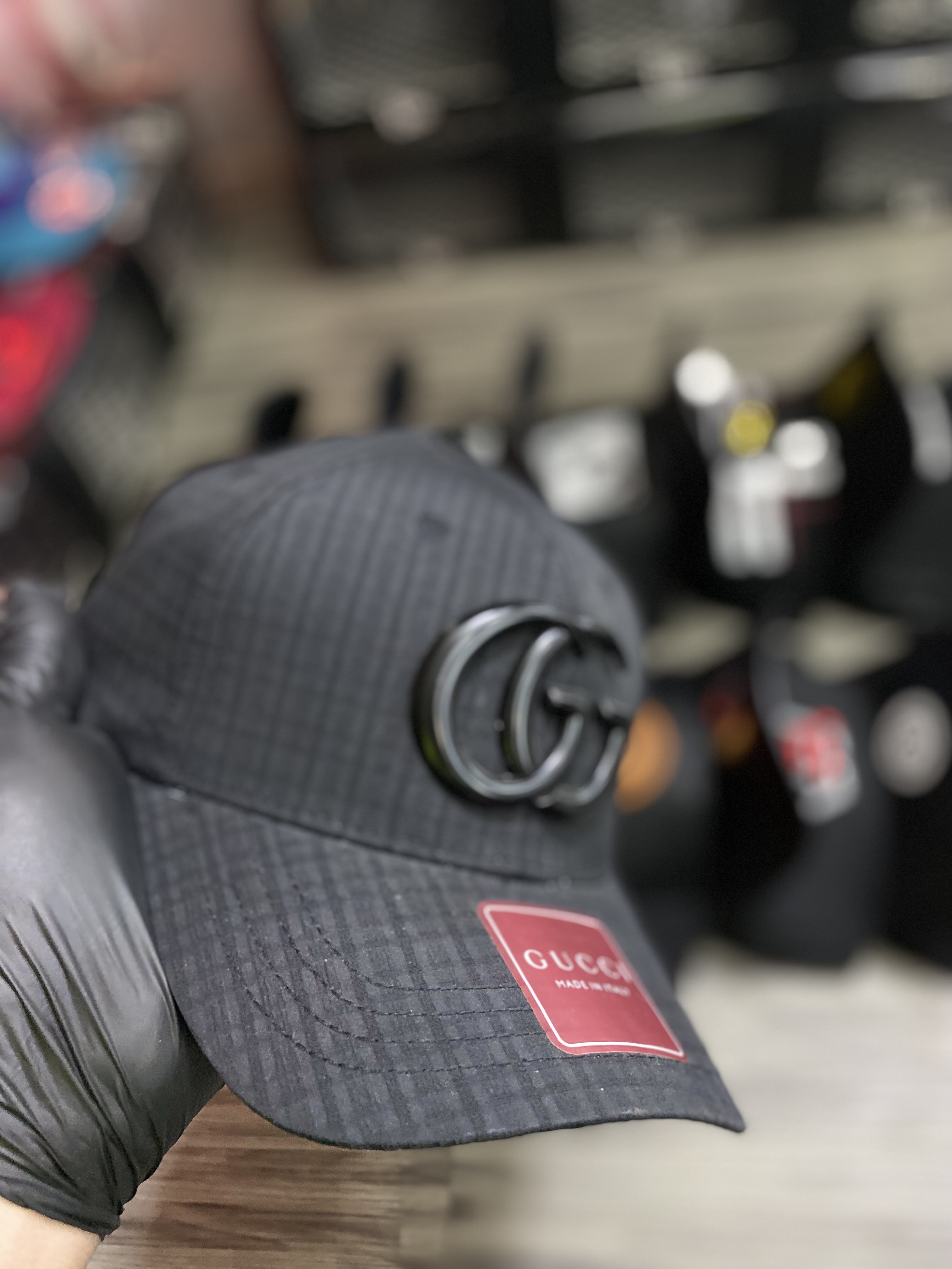 Gorra AAA Gucci negra 