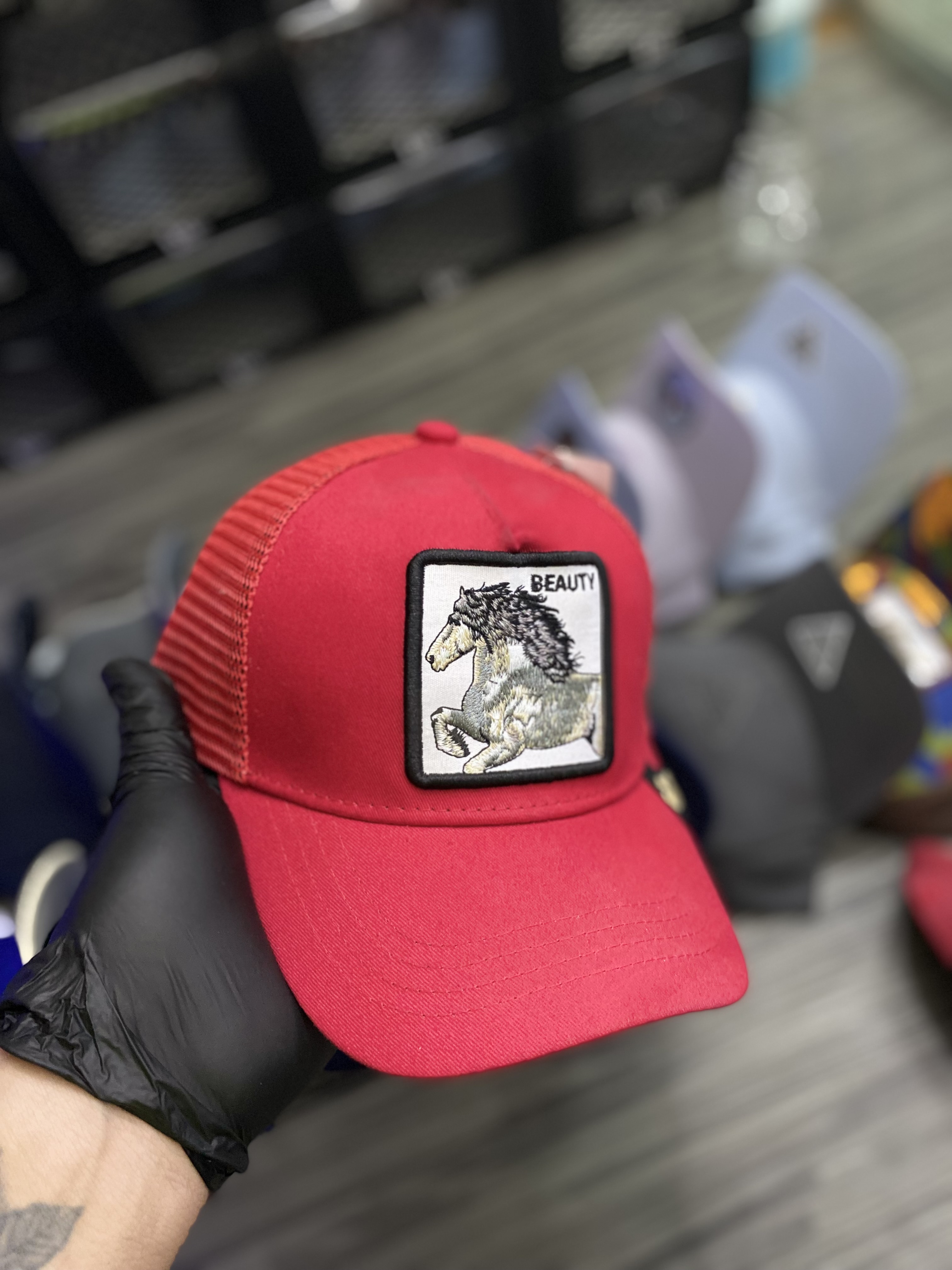 Gorra AAA goorin bros roja caballo 